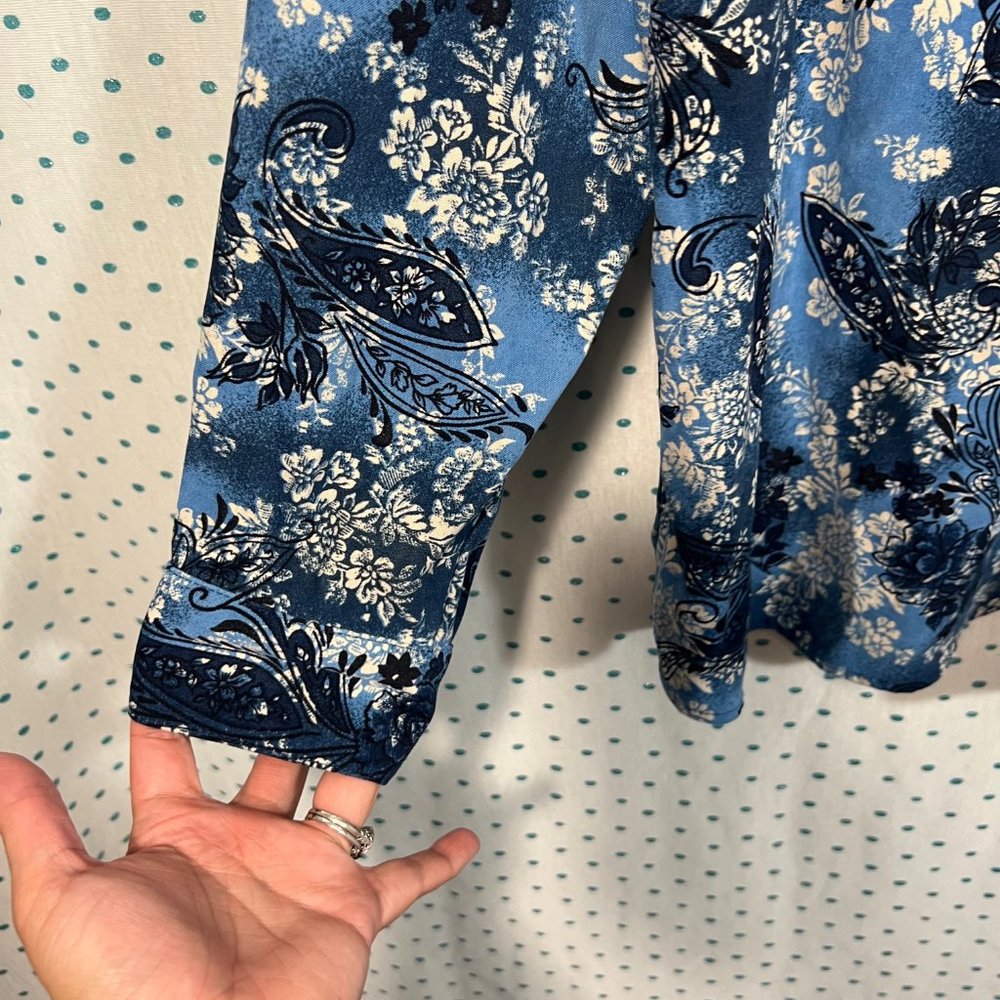 Cascade Blue Petite Blue & Cream Floral Paisley Print Long Sleeve Button Down - Picture 2 of 5